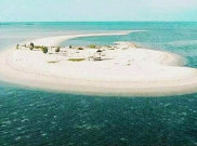Indahnya Pantai Gili Putih yang Menarik Banyak Perhatian Wisatawan 