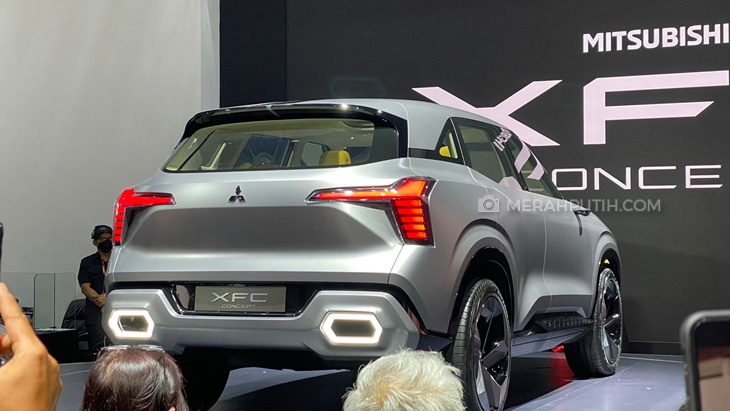 Mitsubish Hadirkan Compact SUV XFC di IIMS 2023