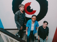 We Are Neurotic Bawakan Soul nan Lembut dalam 'Asian Palms'