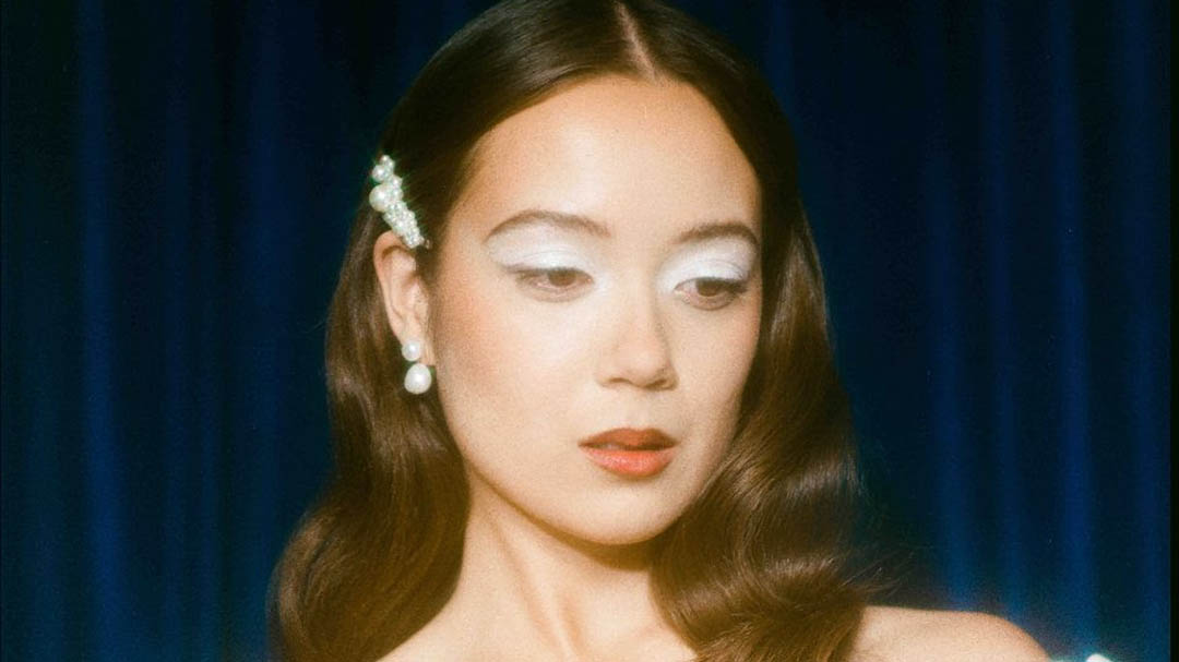 Kejujuran Laufey dalam Lagu ‘Goddess’