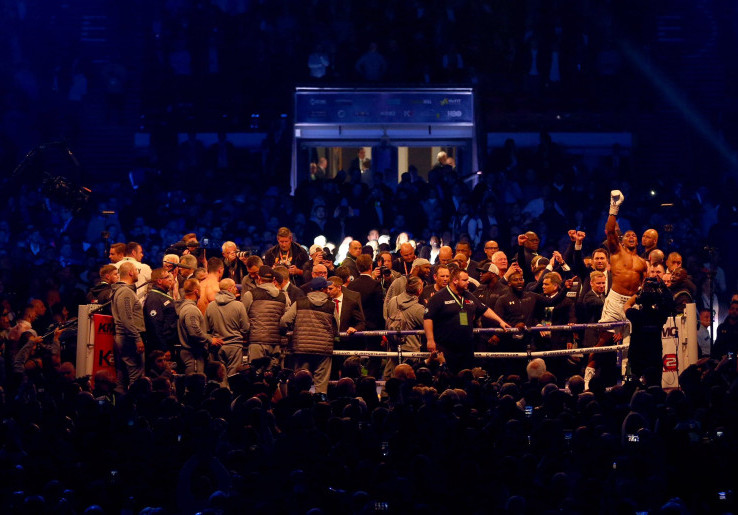 Kalahkan Klitschko di Ronde ke-11, Anthony Joshua Pertahankan Gelar Juara IBF 