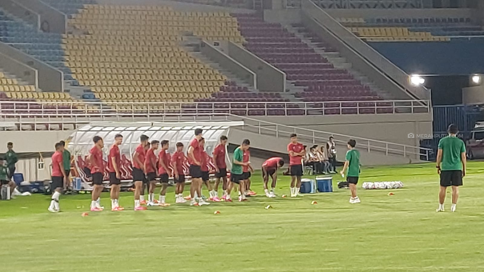 Tanpa Didampingi Shin Tae-yong, Timnas U-23 Jajal Rumput Stadion Manahan Solo