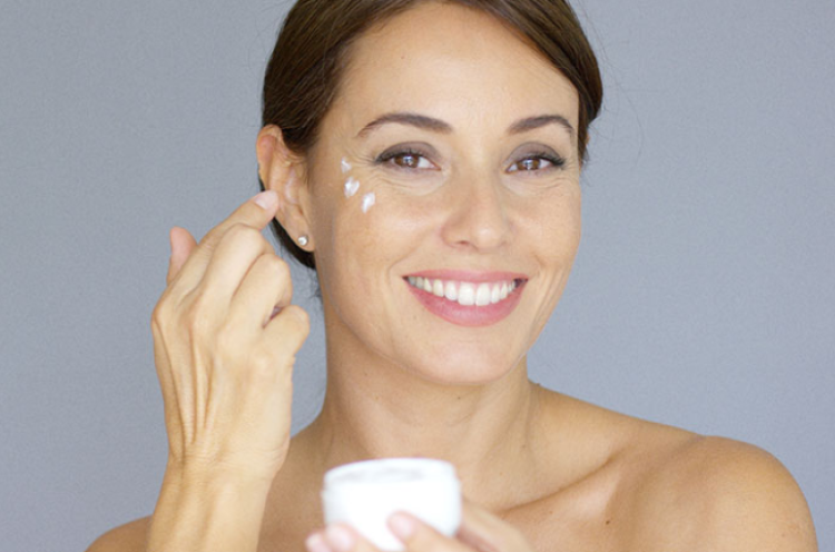 Apa itu Primer Makeup? Kenali Jenis, Kegunaan, dan Cara Menggunakannya