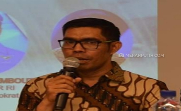 Pengamat politik Wempy Hadir sebut gaya komunikasi Fadli Zon terlalu vulgar