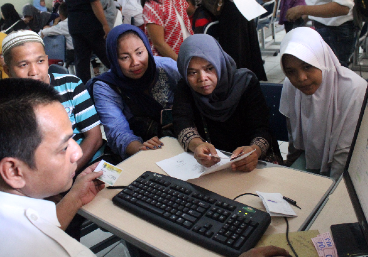 Anak Gagal Diterima, Puluhan Orangtua Gembok SMAN 2 Jambi 