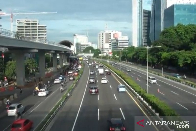 Perayaan Imlek, Lalu Lintas Tol Landai