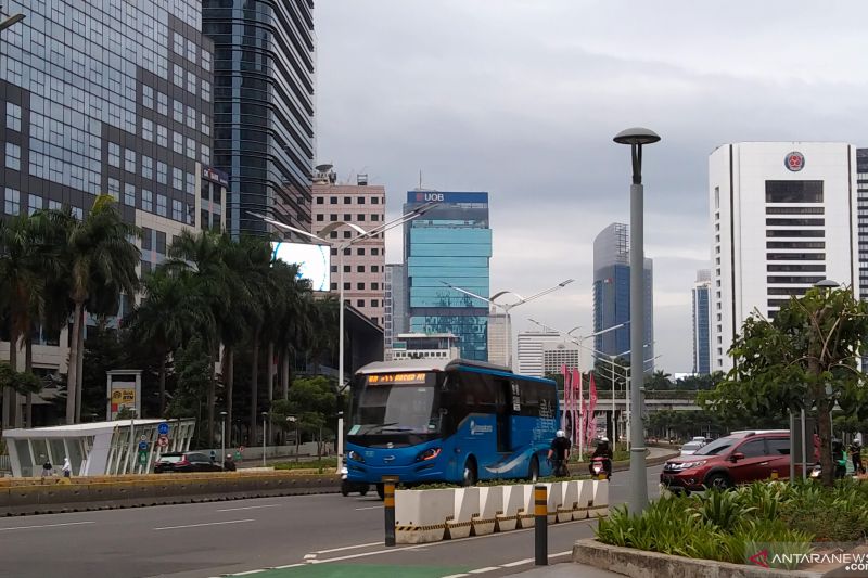 Bersama Tiongkok dan India, Ekonomi Indonesia Tumbuh di Atas Negara Besar