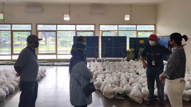 UGM Salurkan Bantuan ke Mahasiswa yang Bertahan di Indekos