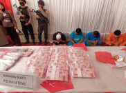 Polisi Gerebek Pabrik Uang Palsu di Belakang Rumdin Bupati Sukoharjo