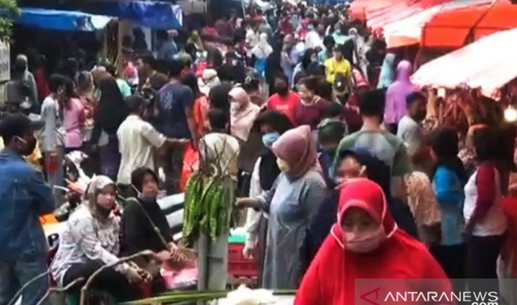Mulai 15 Juni Pasar di Jakarta Terapkan Ganjil Genap