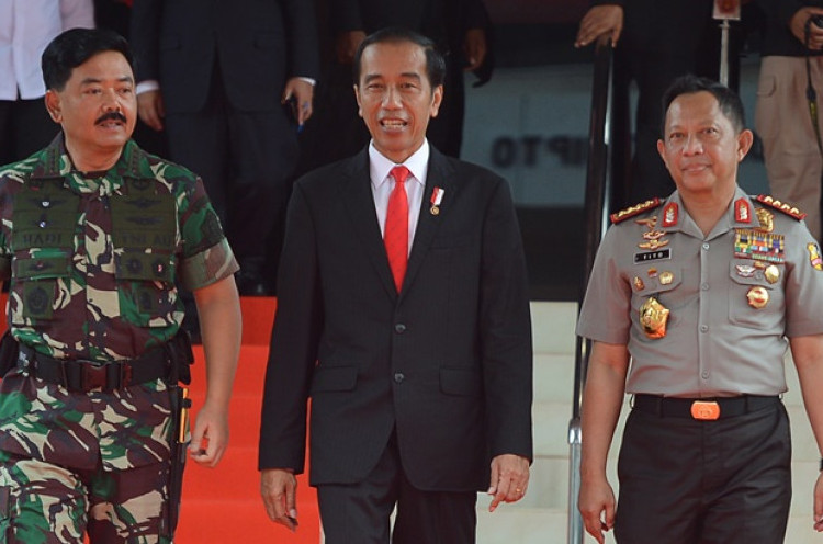 ProDEM: Polri Khianati Reformasi Jika Libatkan TNI Tangani Demonstrasi
