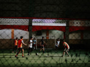 Akal-Akalan Anak Futsal Biar Bisa Main Lama