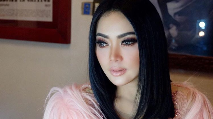 Yuk Intip Keseruan Syahrini Saat Syuting Film Layar Lebar Terbarunya