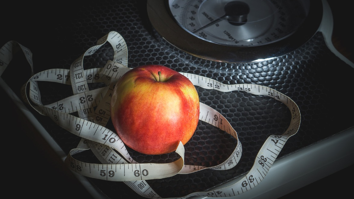 Perempuan Berbobot Normal Merasa Gemuk, Anda Juga Begitu?