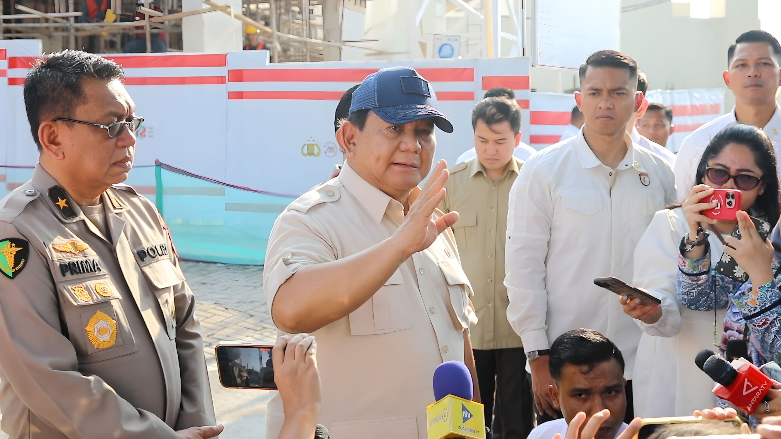Gedung DPRD Dibakar hingga 4 Warga Tewas di Makassar, Prabowo: Ini Tindakan Makar