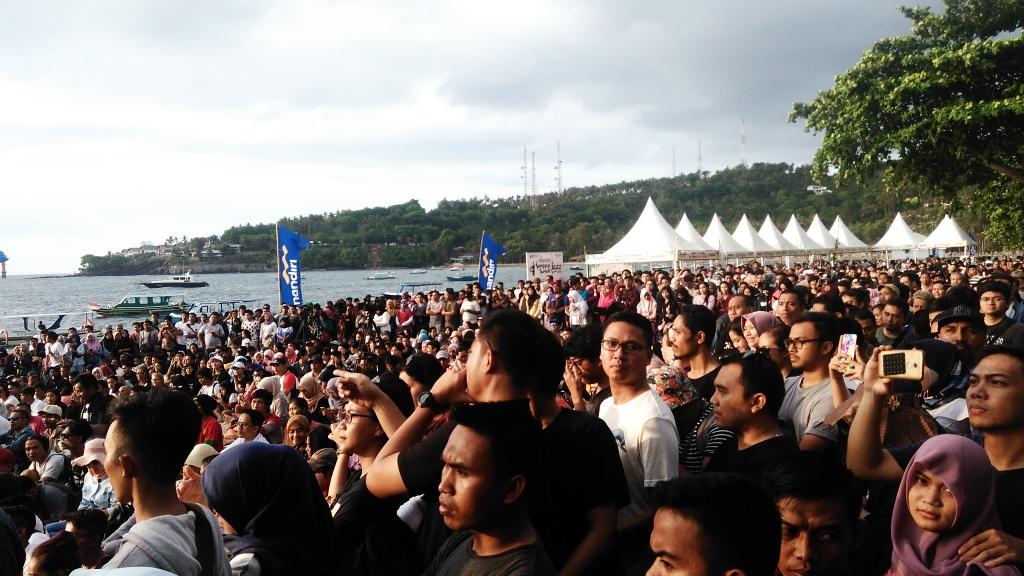 Syahdu! Penampilan Andien Berteman Sunset di Mandiri Senggigi Jazz 2018