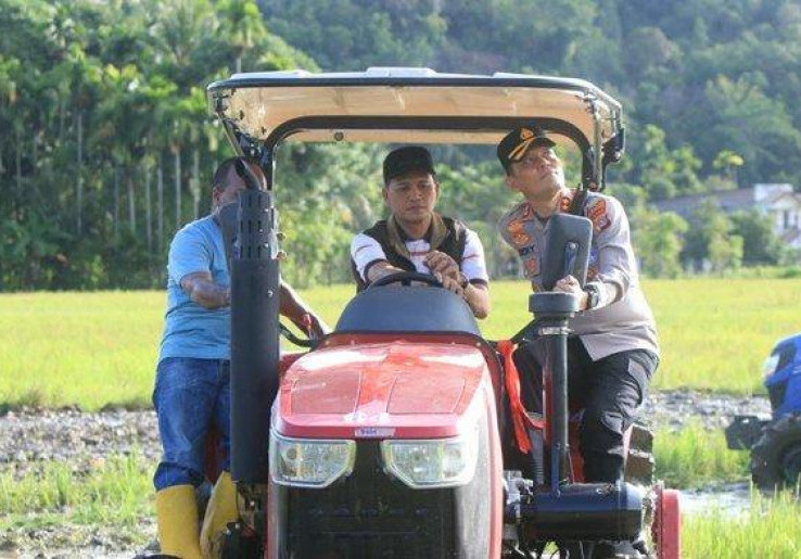 Bupati Aceh Selatan Mirwan MS Didepak Gerindra Buntut Umrah Viral di Tengah Bencana