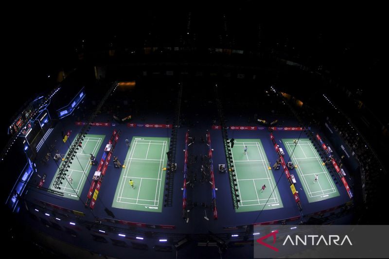 Suasana pertandingan penyisihan grup Piala Thomas Uber 2022 di Impact Arena, Bangkok, Thailand, Senin (9/5/2022). ANTARA FOTO/M Risyal Hidayat/aww.