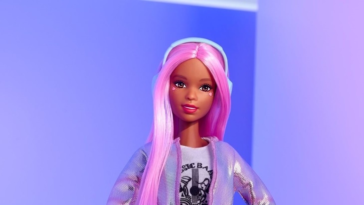 Perangi Kesenjangan Gender, Barbie Luncurkan Boneka Edisi Produser Musik