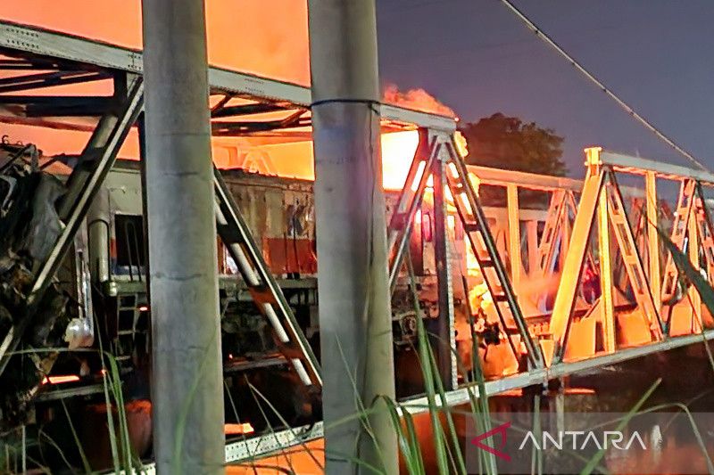 Jalur Jerakah-Semarang Poncol Alami Gangguan karena Kecelakaan KA Brantas