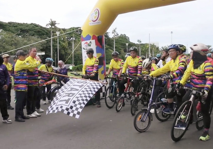 Puluhan Pesepeda Usia 60 Tahun ke Atas Ikut Gowes dari Jakarta ke IKN
