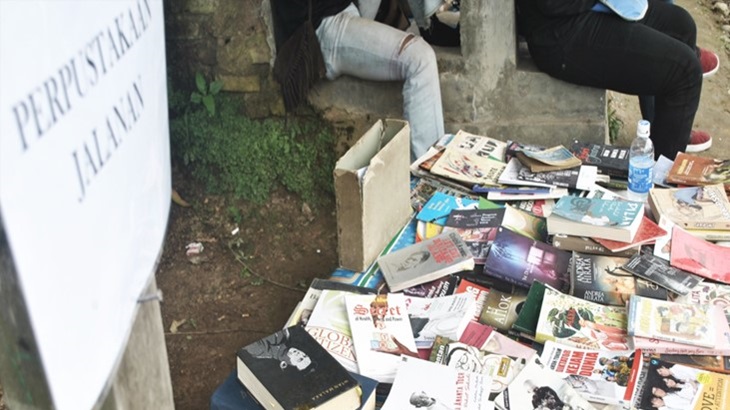 Perpustakaan Alternatif, Swadaya Meningkatkan Literasi Ngilmu di Negeri Aing