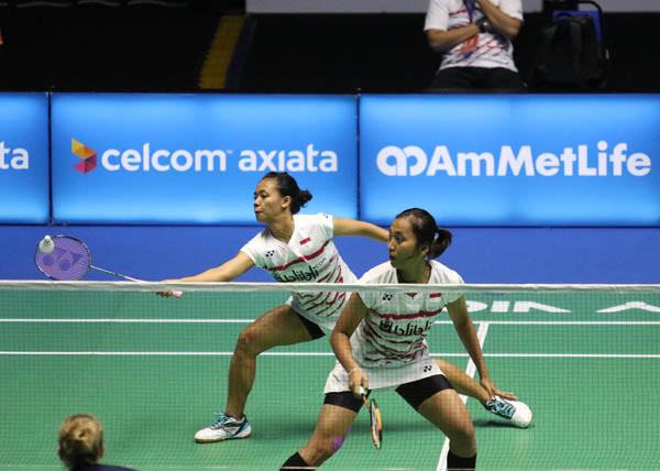 Della/Rosyita Lolos ke Babak Kedua