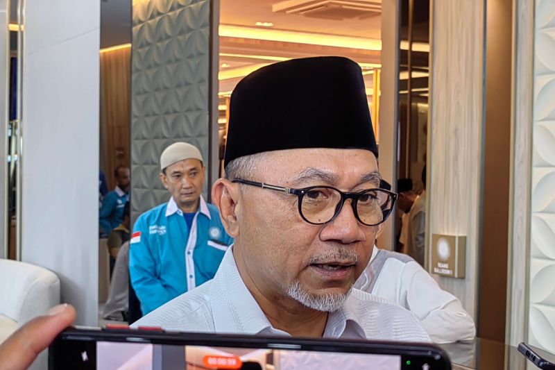 Ditanya Isu Wiranto Masuk ke PAN, Zulhas Bilang Begini