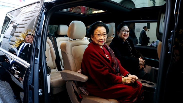 Paus Fransiskus Berikan 2 Buku kepada Megawati, tentang Krisis Iklim dan Kemanusiaan