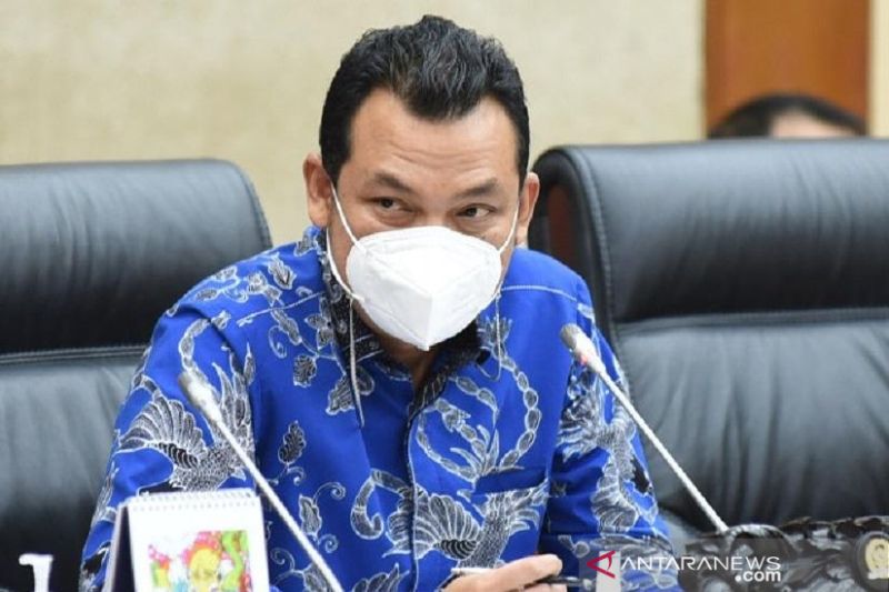 DPR Bentuk Panja Penyelamatan Garuda Indonesia