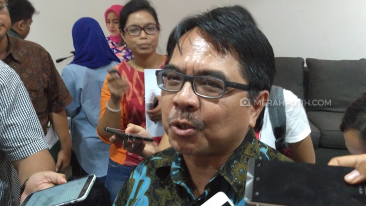 Survei SMRC: Mayoritas Responden Sebut LGBT Ancaman