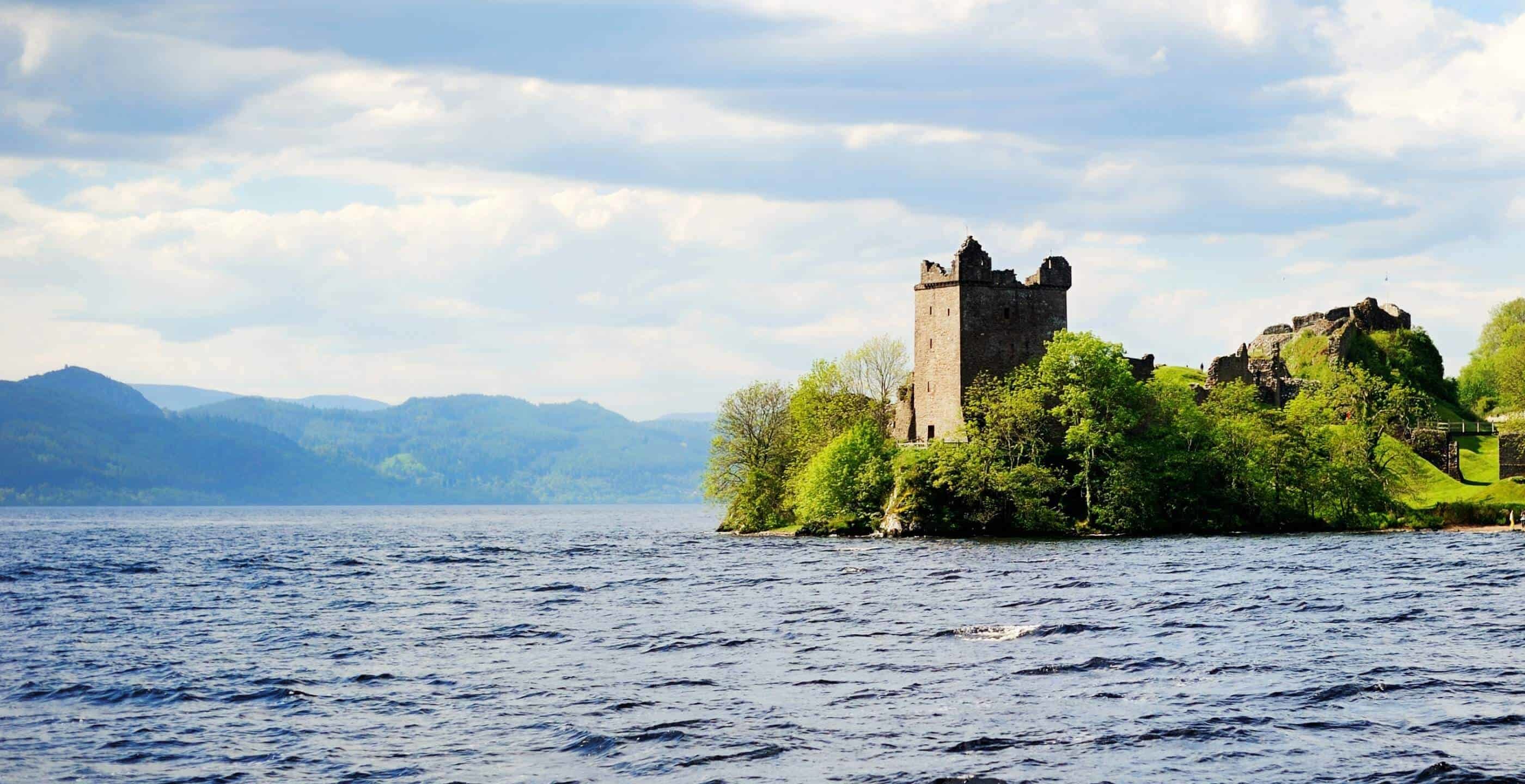 Monster Loch Ness, Fakta atau Mitos?