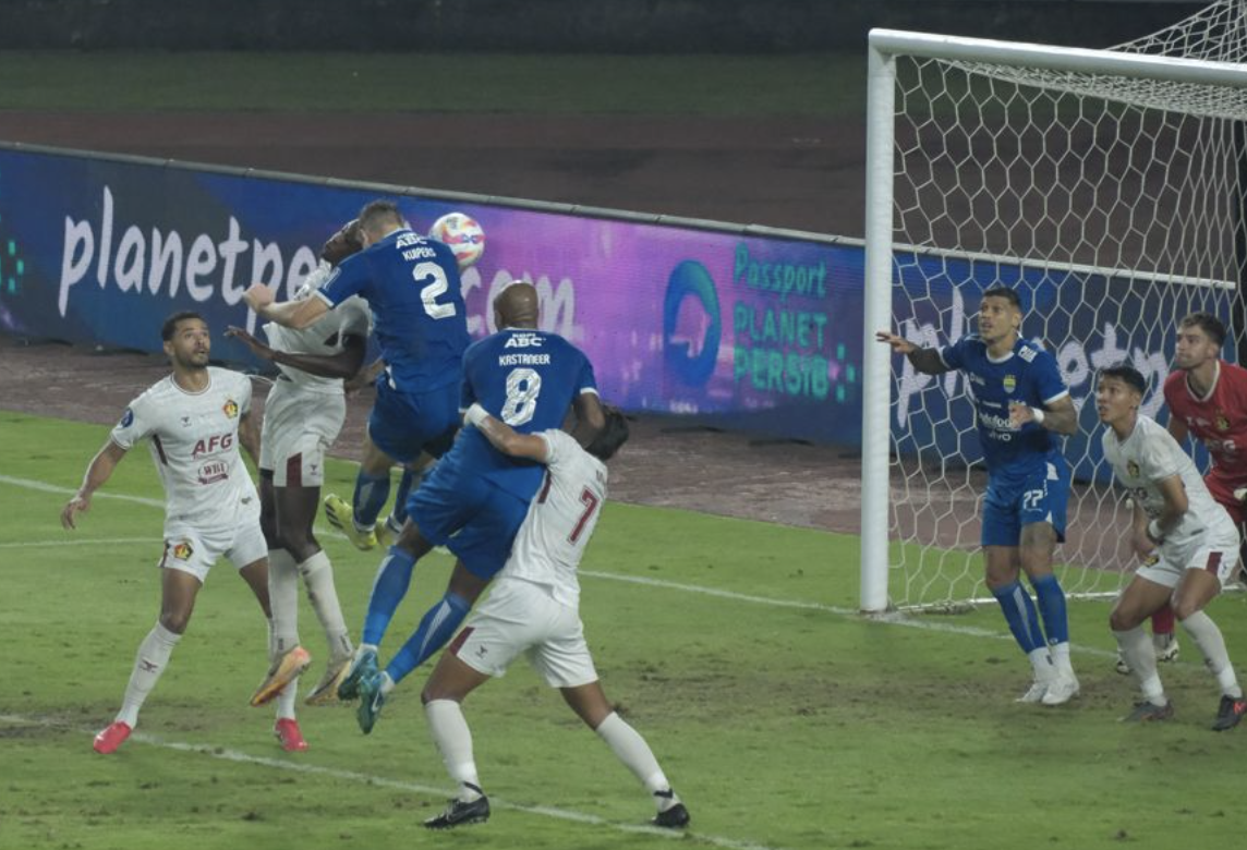 Hasil Liga 1: Quat-trick Alex Martins Antar Dewa United FC Gilas Semen Padang 6-0, Persib Tekuk Persik 4-1
