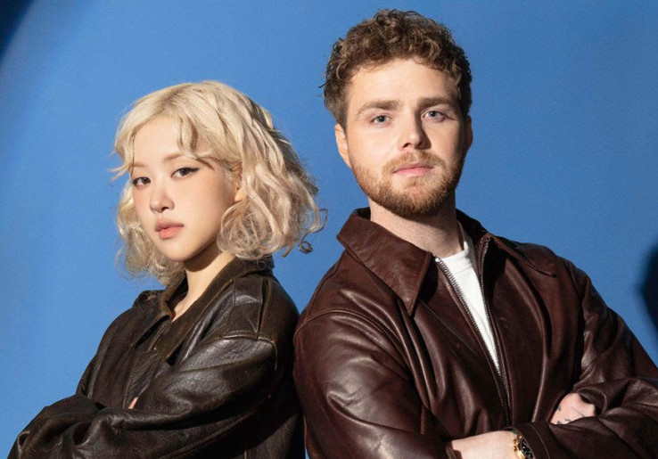 Alex Warren Gandeng Rose BLACKPINK Bikin Lagu Cinta Antemik ’On My Mind’ 
