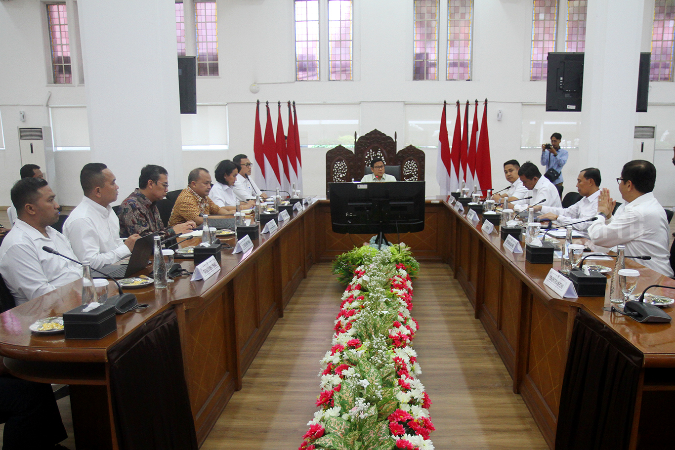Rakor Menko Pemberdayaan Masyarakat Bahas Optimalisasi Pekerja Migran Indonesia