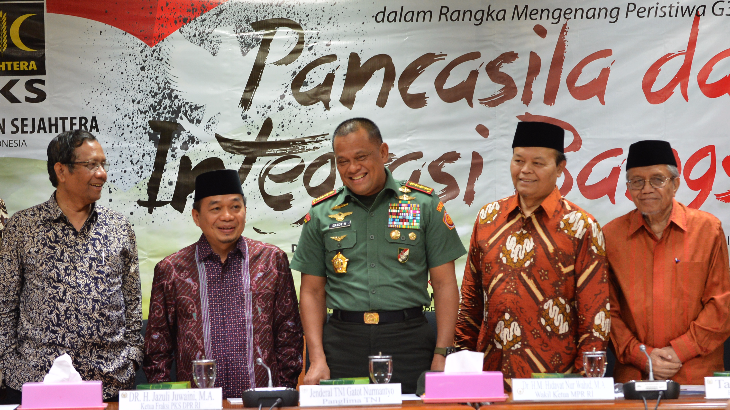 Hidayat Nur Wahid Sebut Pernyataan Panglima TNI Warning