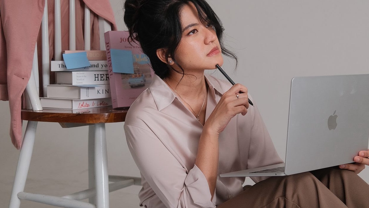 Tarasinta Angkat Fenomena Hustle Culture lewat 'Kerja Bagai Kuda'
