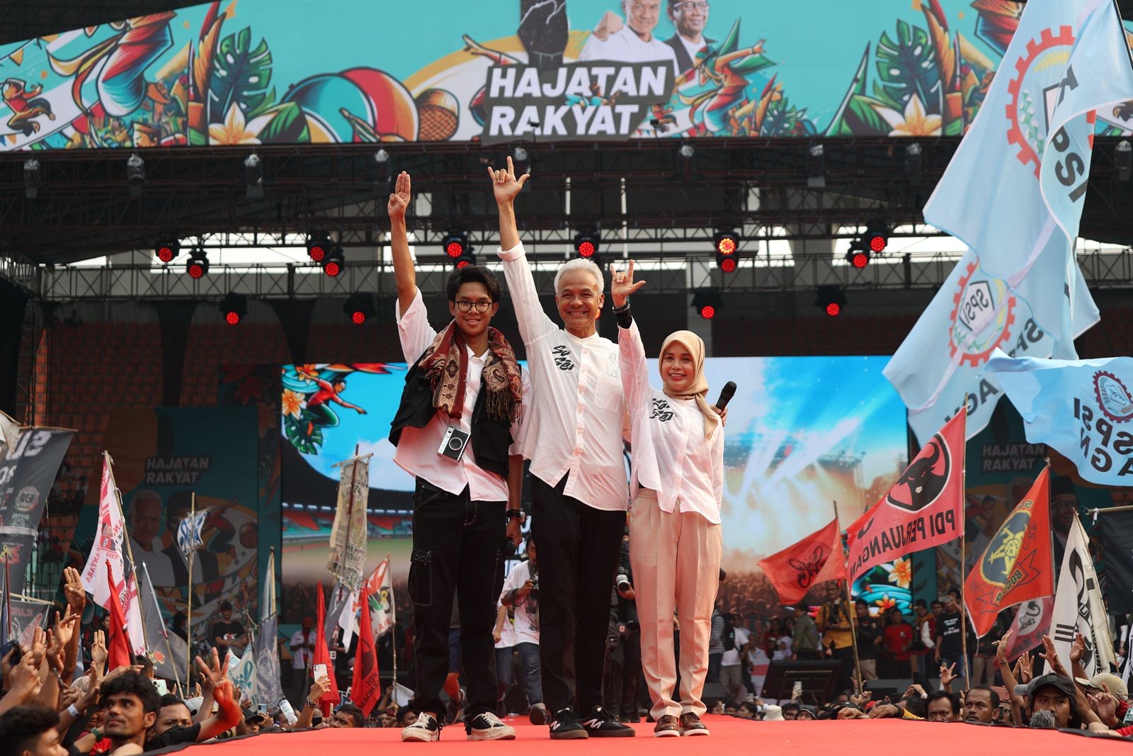 Pesan Atikoh ke Ganjar di Hajatan Rakyat Bogor: Jangan Khianati Rakyat