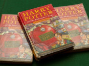 Buku Salinan Pertama J.K. Rowling Dijual Seharga Lebih dari Rp 500 Juta