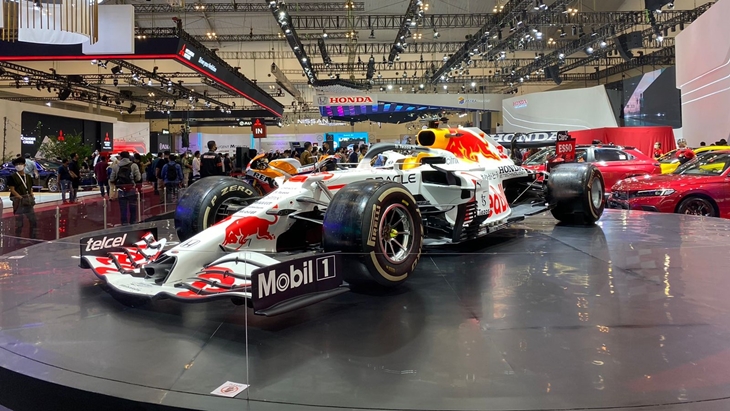 Melihat Lebih Dekat Mobil F1 Tim Red Bull Racing di GIIAS 2022