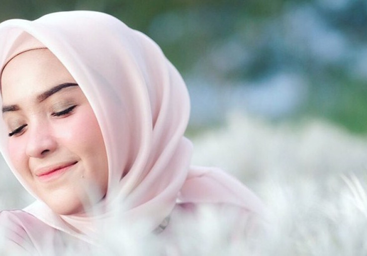 Hijab Organza Masih Jadi Buruan Hijabers untuk Lebaran
