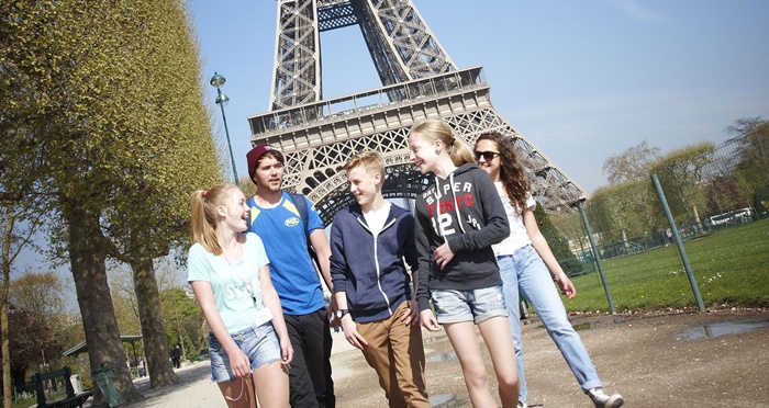 tour leader