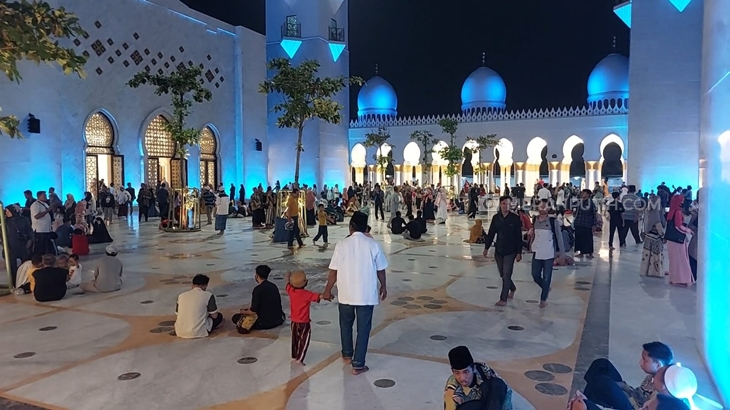 Biaya Perawatan Masjid Sheikh Zayed Rp 1 Miliar Per Bulan, Gibran Tarik Infak