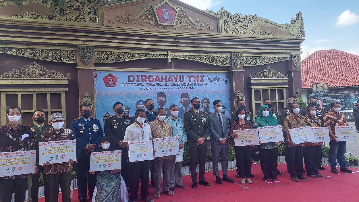 HUT ke-76, TNI Renovasi 10 Rumah Warga Kurang Mampu