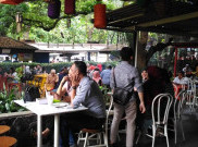 Jadi Favorit Warga Bandung, Sate Mbok Ayu Habiskan Lebih dari 300 Tusuk per Hari