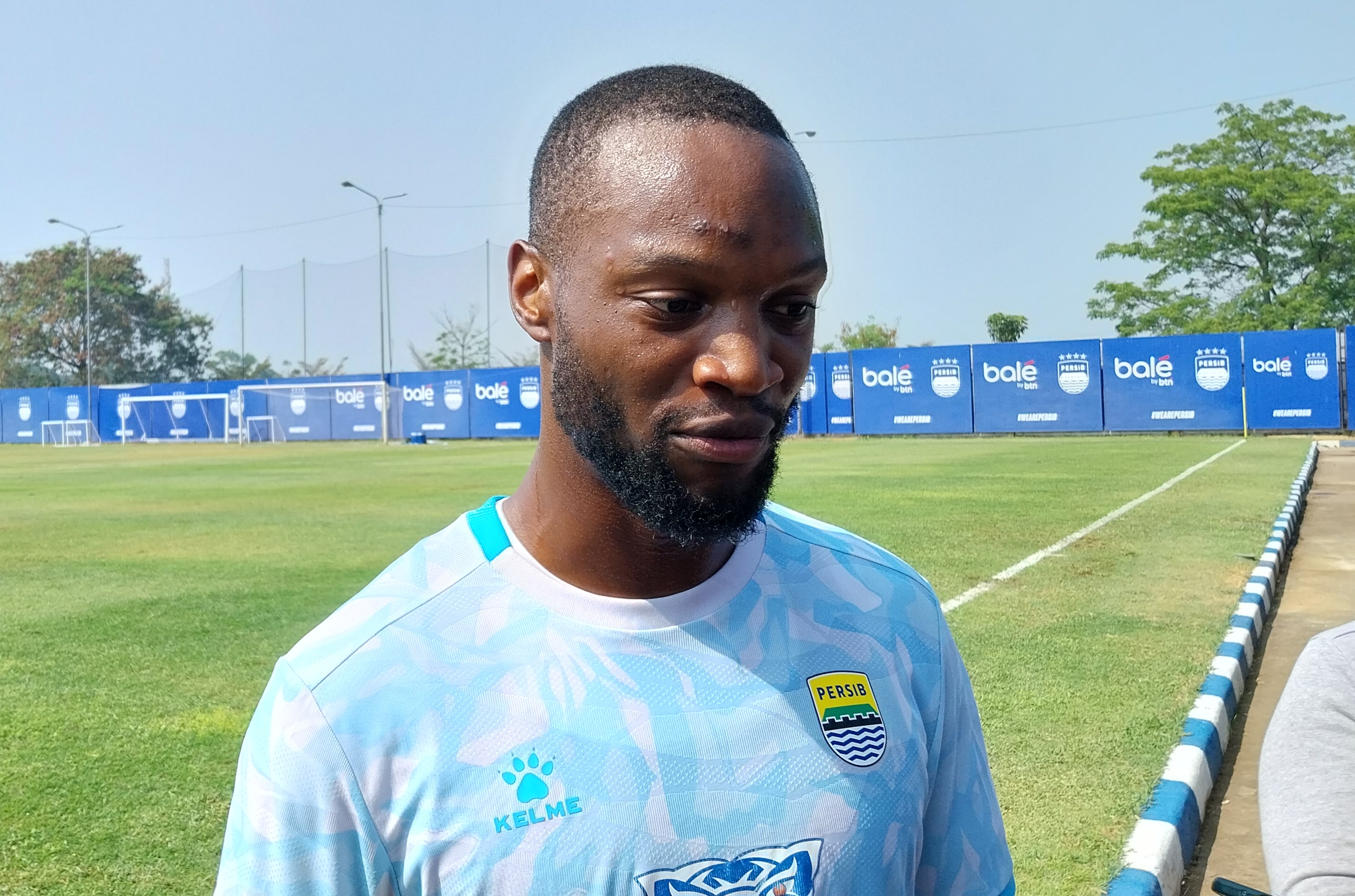 Rasakan Rivalitas Persib vs Persija Sejak Dini, Gabriel Mutombo Tegaskan Mentalitas