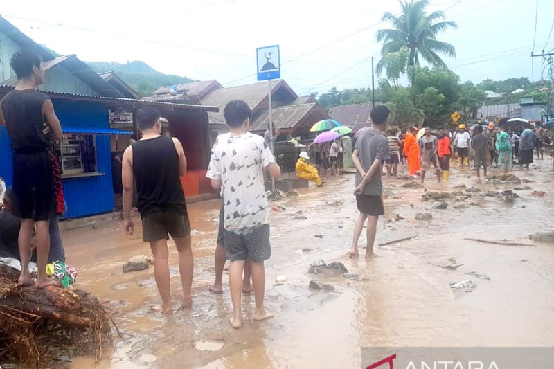 Banjir Bandang Terjang Kota Gorontalo