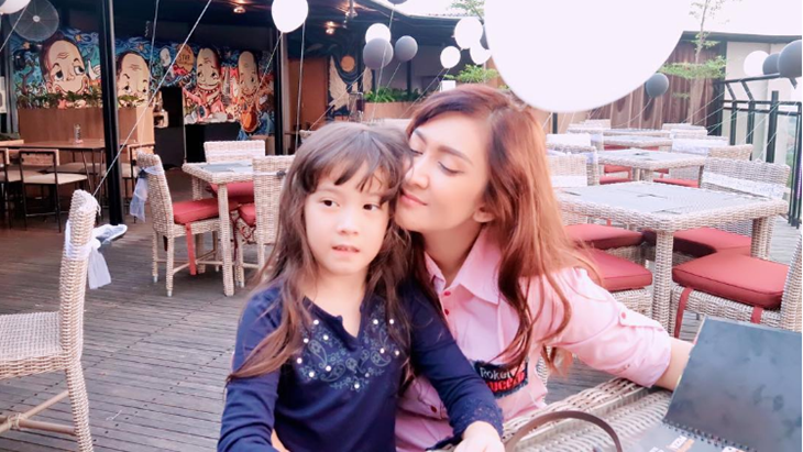 Anaknya Jadi Incaran Pedofilia, Nafa Urbach: Saya Akan Cari Kalian Semua