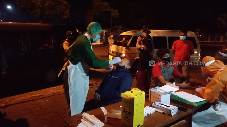 Seratus Lebih Pedagang dari Zona Merah Jualan di Solo, 4 Positif COVID-19