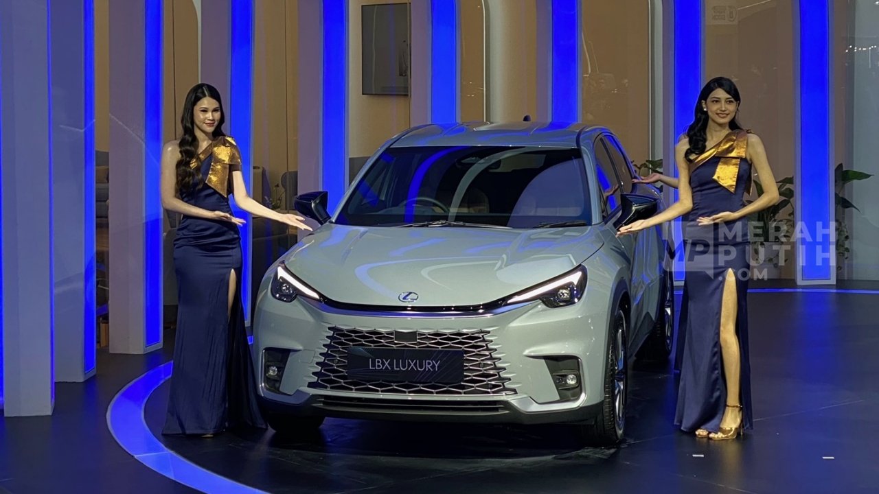Lexus Perkenalkan LBX di GIIAS 2024